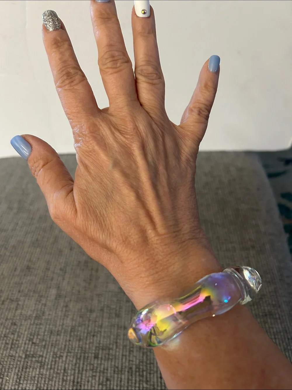 Iridescent Bangle Bracelet - Clear Multi-Color depending on lighting NEW acrylic